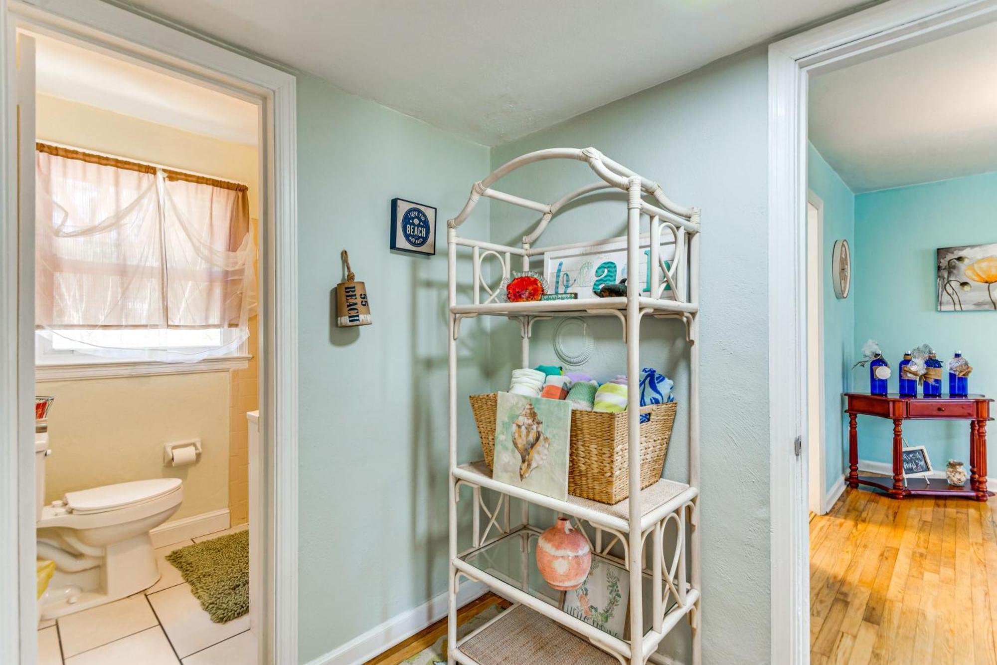 Fort Walton Coastal Retreat With Yard Walk To Beach ฟอร์ตวัลตันบีช ภายนอก รูปภาพ