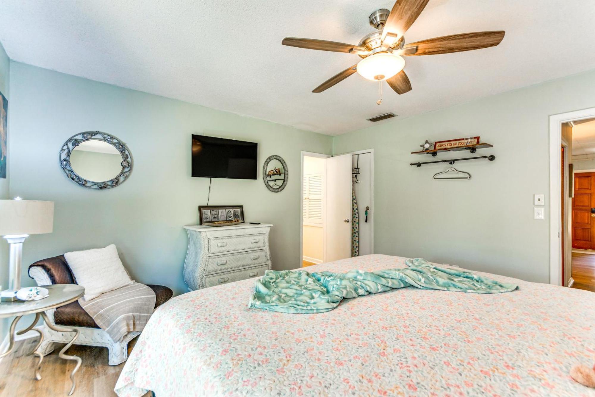 Fort Walton Coastal Retreat With Yard Walk To Beach ฟอร์ตวัลตันบีช ภายนอก รูปภาพ