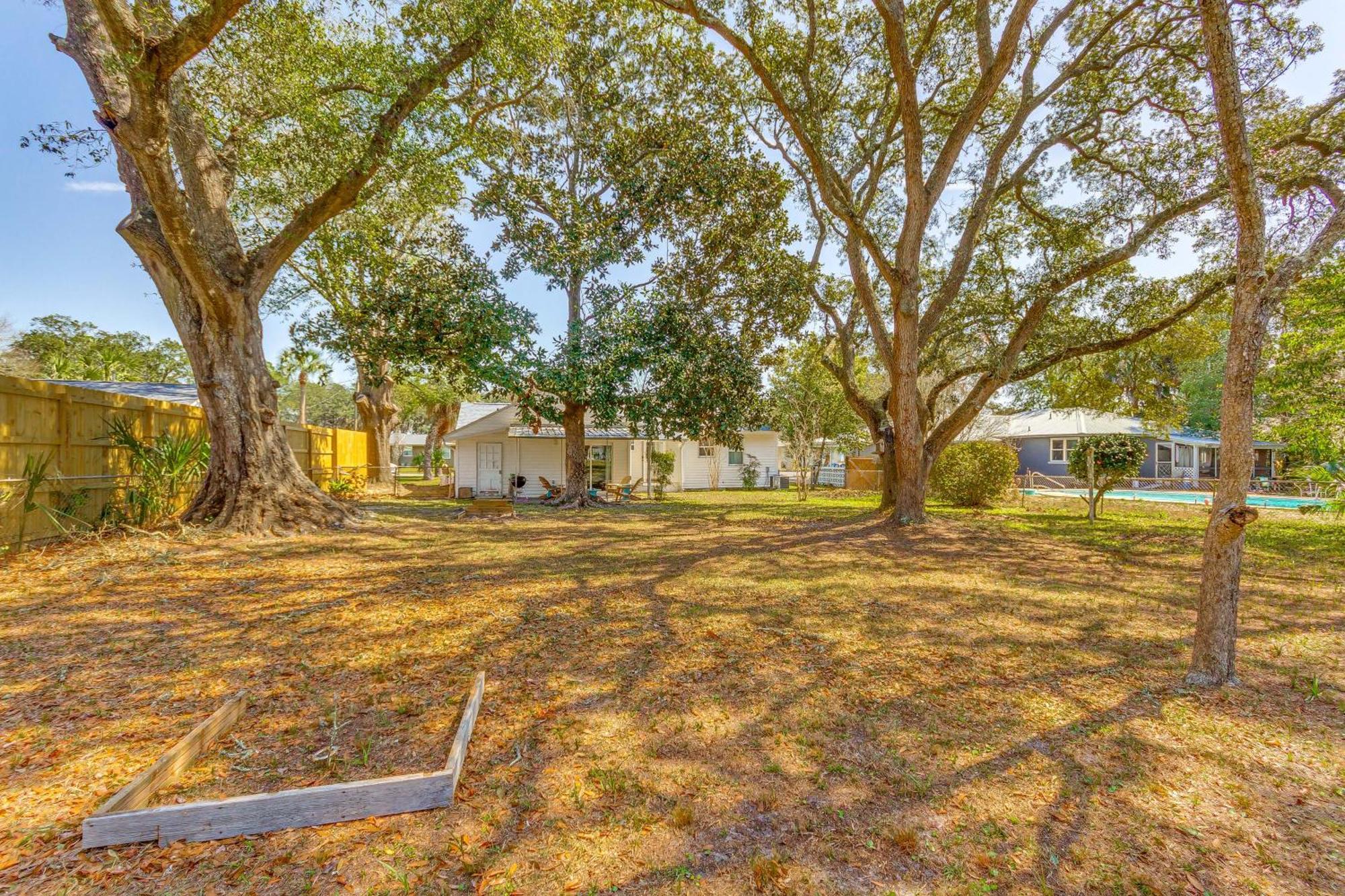 Fort Walton Coastal Retreat With Yard Walk To Beach ฟอร์ตวัลตันบีช ภายนอก รูปภาพ